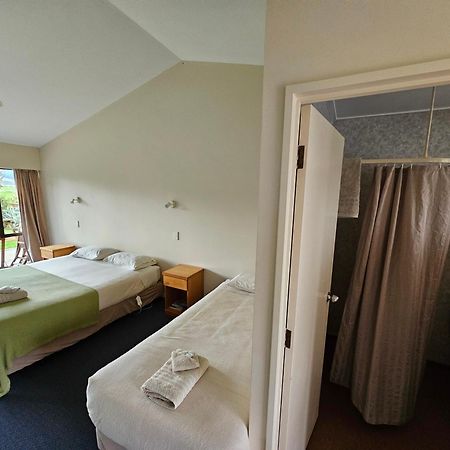 Karamea Village Hotel Kültér fotó